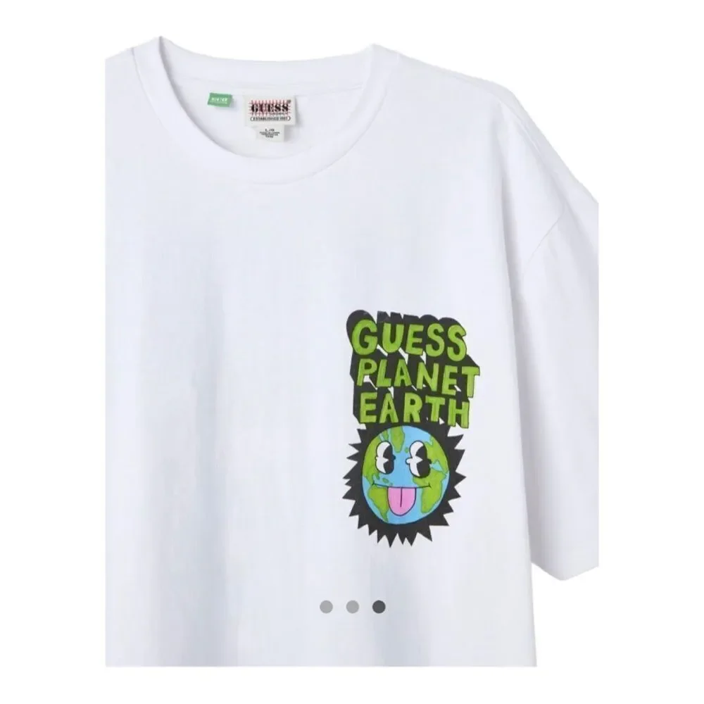 GUESS UO Urban Outfitters ORIGINALS Earth Day Planet Tee Shirt T-Shirt NEW M - Picture 3 of 5